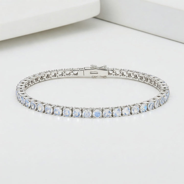 What Makes Rainbow Moonstone the Ultimate Gemstone?