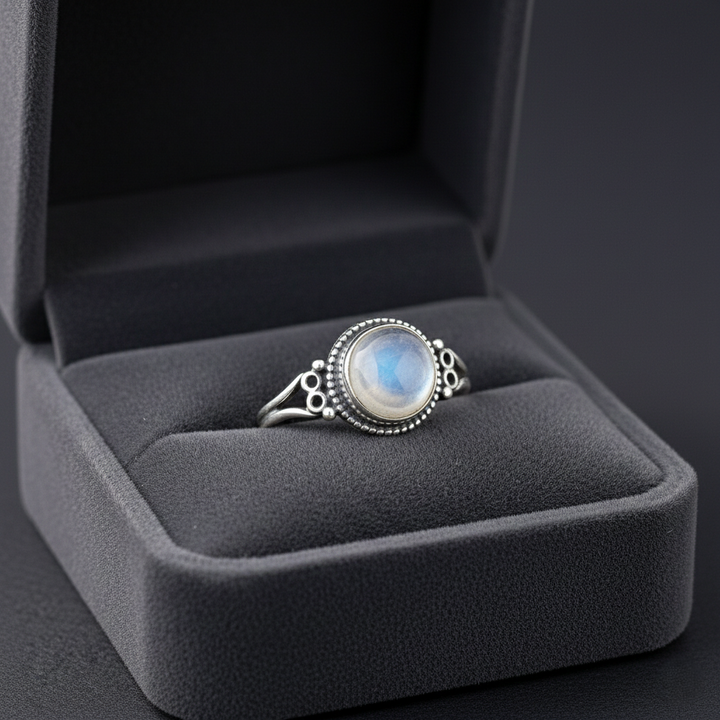 Handmade natural moonstone ring for women set in 925 sterling silver with an elegant gemstone design.
